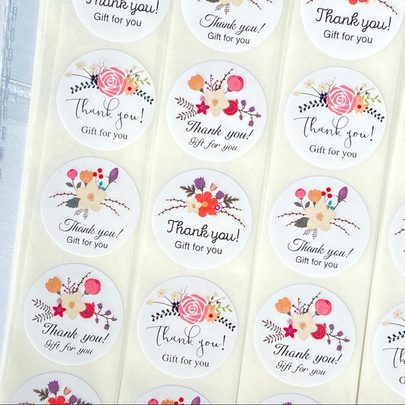 200 Gift for You Stickers. Mixed Floral Pattern Shipping Stickers. - Picture 4 of 10